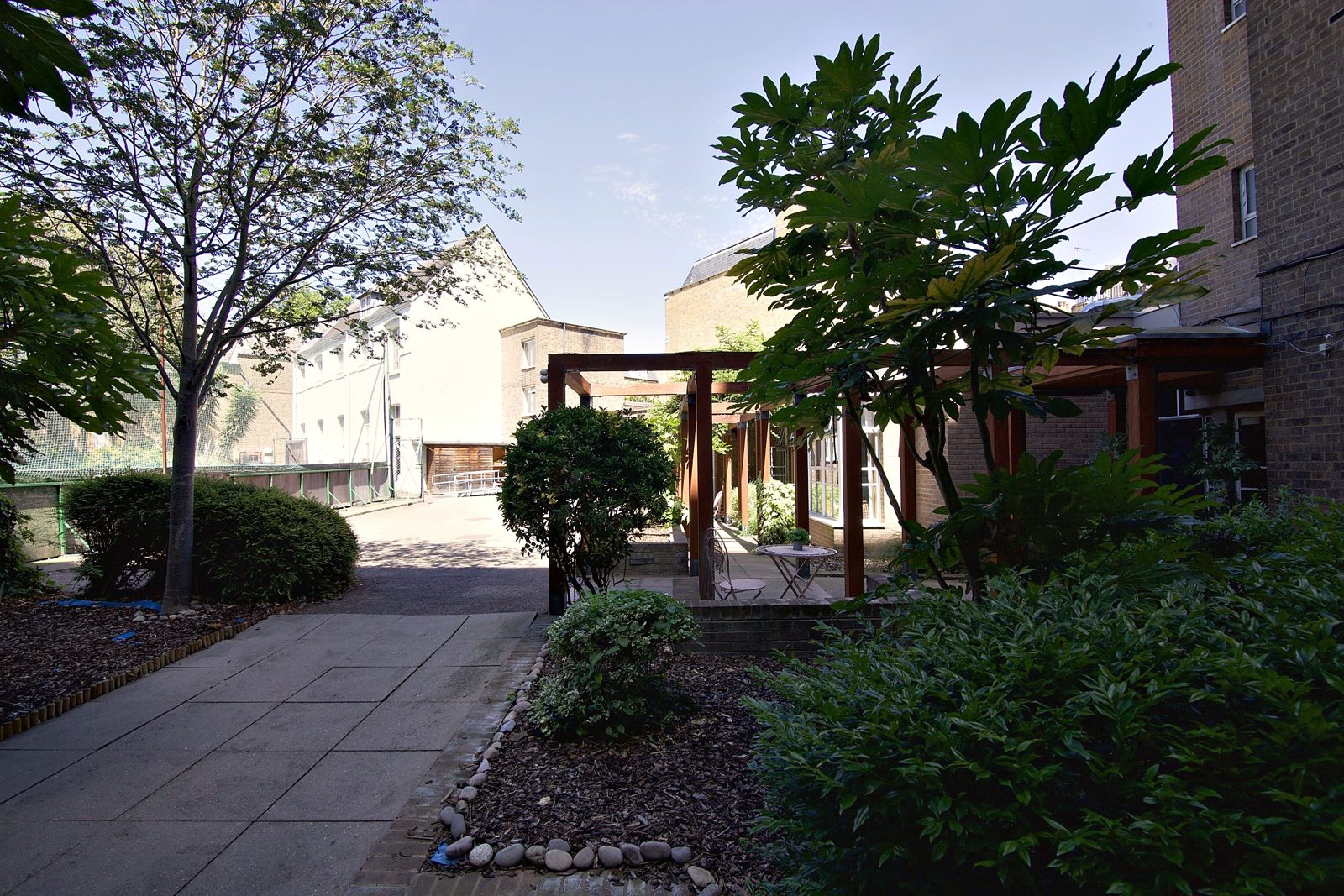 The courtyard with the pergola